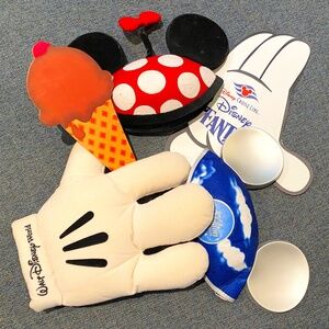 Disney Bundle Costume Minnie Ears Bow Mickey's Glove & Cruise Waving Photo Booth